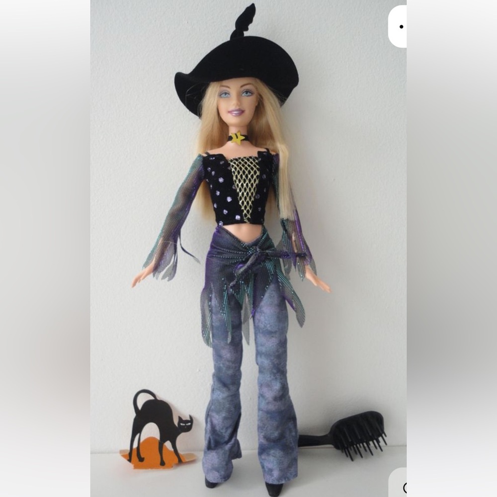 NIB - Vintage 2005 Mattel Barbie Halloween Star Pretty Witch Doll